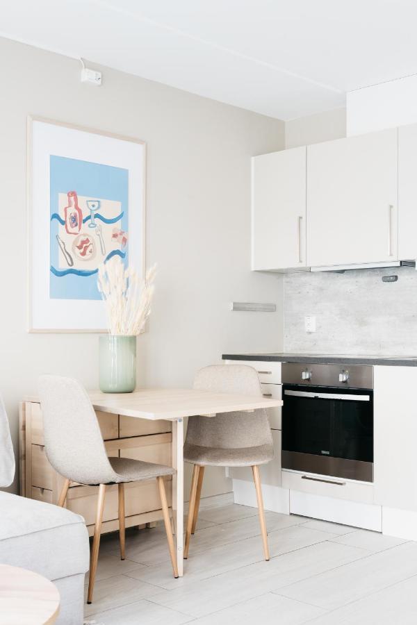 Stay Urban - Scandinavian Comfort With French Balcony Bergen Extérieur photo